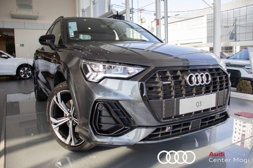 Audi Q3 2.0 40 TFSI GASOLINA PERFORMANCE BLACK PLUS QUATTRO TIPTRONIC