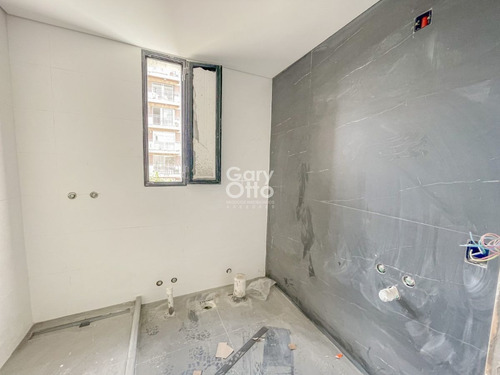 Imagen 3 de 12 de Apartamento En Venta Dos Dormitorios Con Patio Zona Punta Carretas