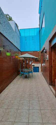 Imagen 9 de 17 de Casa Remodelada, 1 Cuadra Parque De La Pera