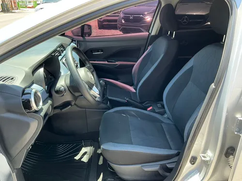 Nissan Versa 1.6 Advance Mt