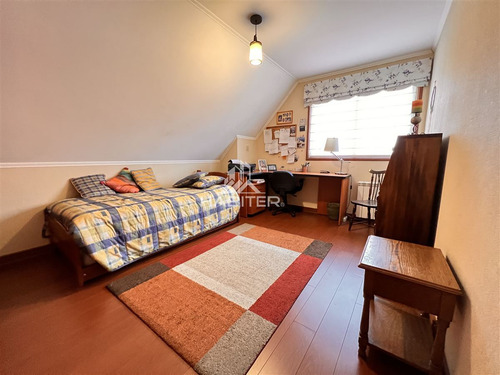 Vende Gran Casa En Puerta De Alcalá 6 Dormitorios - 4 Baños