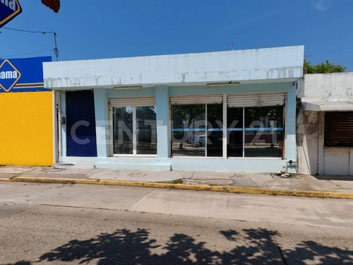 Local Comercial En Venta, Col. Centro Coatzacoalcos Ver.