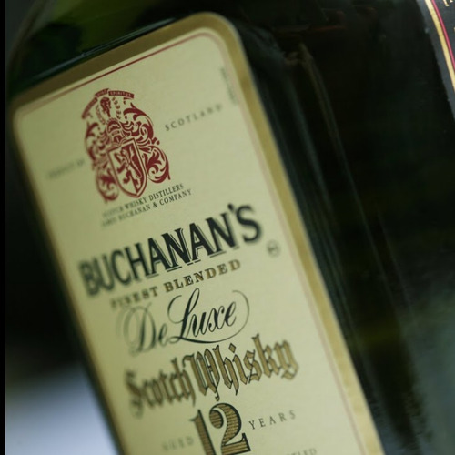 Imagen 3 de 10 de Whisky Buchanan's 12 Años + 2 Copas De Cata Estilo Glencairn