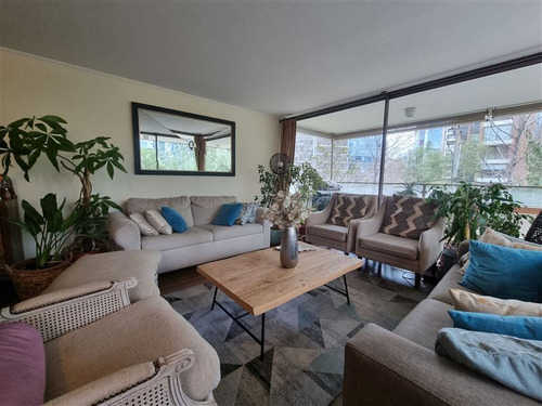 Departamento En Venta De 4 Dorm. En Las Condes