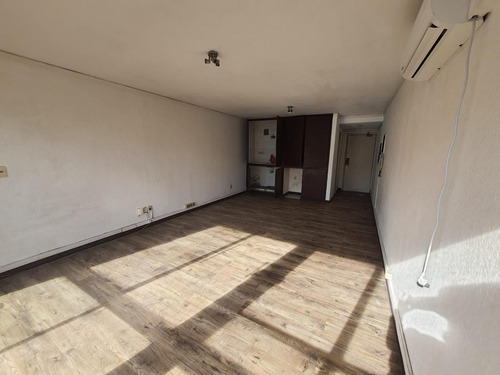 Alquiler De Apartament Monoambiente Ciudad Vieja Montevideo