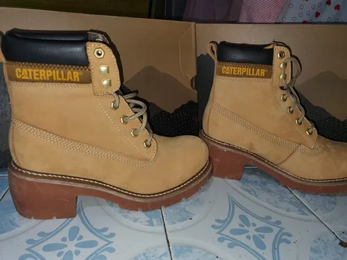 Bota Cat Ottawa Para Dama Cuotas sin inter s