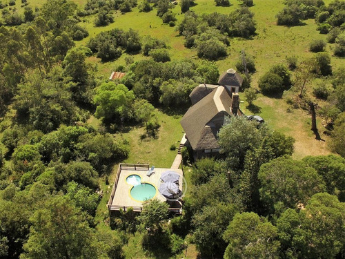 Kaaguy Porá En Villa Serrana