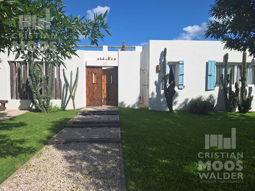 Excelente Propiedad En Venta 4 Ambientes Eucaliptos Haras Santa María