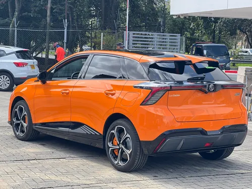 Mg Cross Awd