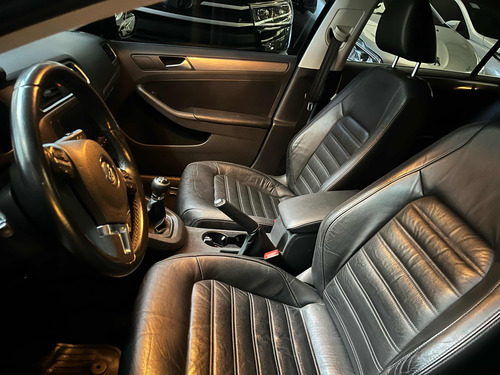 Volkswagen Vento 2.0 Sportline Tsi 200cv