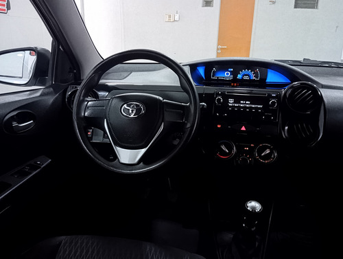 Toyota Etios 1.5 X 6mt My19