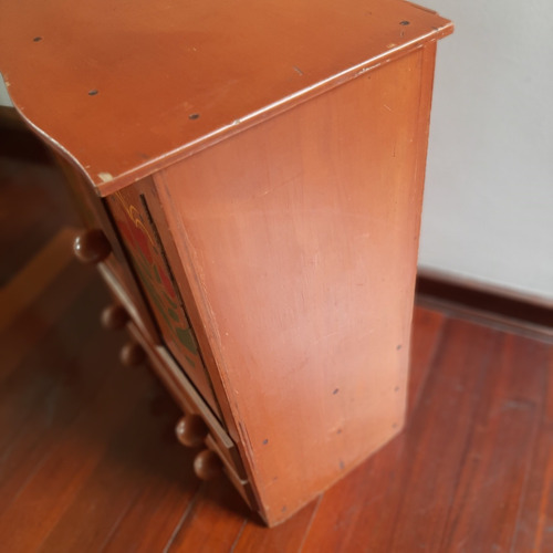 Raro Brinquedo Antigo Guarda Roupa De Bonecas /só Retirada (Usado)