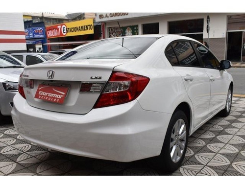 Imagem 2 de 15 de Civic 1.8 Lxs 16v Flex 4p Automático