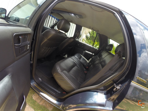 Gm - Chevrolet Blazer 4.3 Executive 4x2 V6 2000