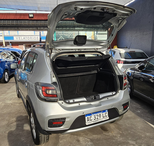 Renault Sandero Stepway 1.6 Privilege 105cv
