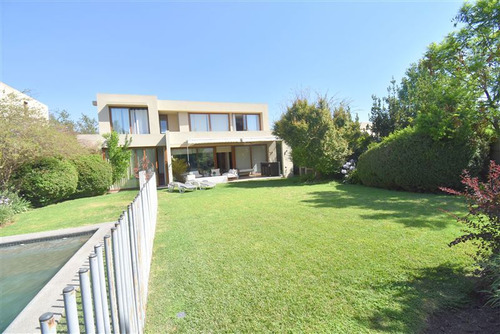 Casa En Venta En Colina