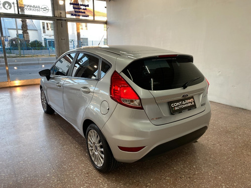Imagen 6 de 15 de Ford Fiesta 1.6 Se Powershift 2016