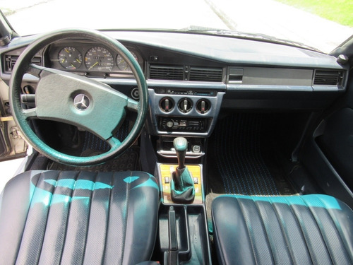 Mercedez Benz 190e 2.0 1984