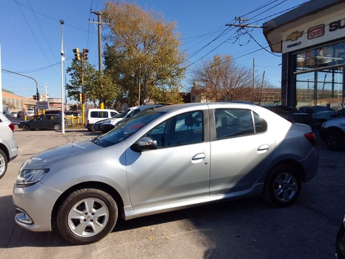 Imagen 1 de 15 de Renault Logan 1.6 Privilege