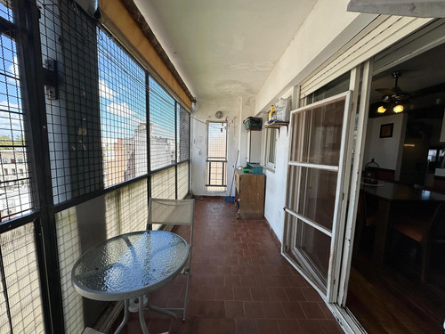 Departamento En Venta 2 Dormitorios Semipisos C/balcón Terraza Montevideo 1900 Piso 8