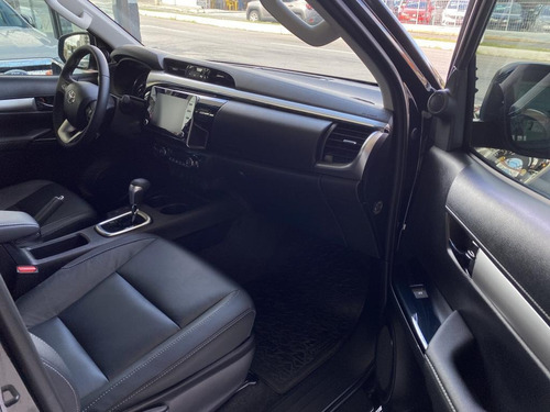 Imagem 10 de 12 de Hilux Cd Srv 4x4 2.8 Tdi Diesel Aut.