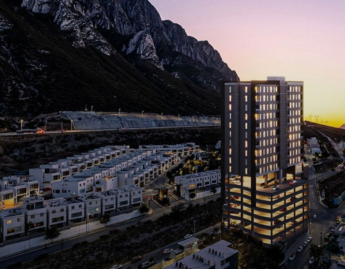Departamento En Venta En Pedregal De La Huasteca En Santa Catarina