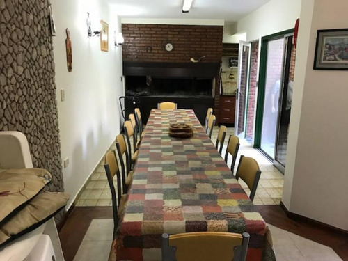 Imagen 22 de 27 de Casa Chalet Venta - Ramos Mejia - Villa Sarmiento - Permuta Menor Valor -