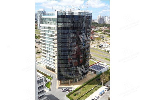 Imagen 25 de 27 de A Pasos Del Conrad, Torre De Categoría - Punta Del Este Mansa