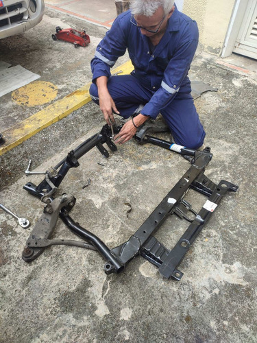 Imagen 2 de 4 de Mecánico Chery Especialista