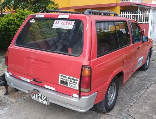 Mazda B2000 2.0 B2000