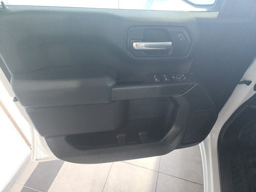 Chevrolet Silverado 4.3 1500 Doble Cabina Ls V6 4x2 At