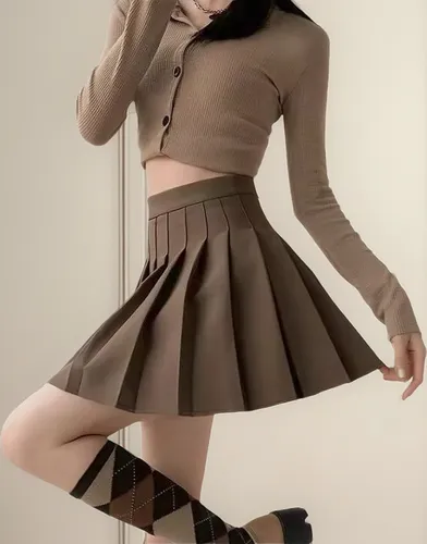 . Elegante De Falda Plisada A Color Sólido Tableada Con