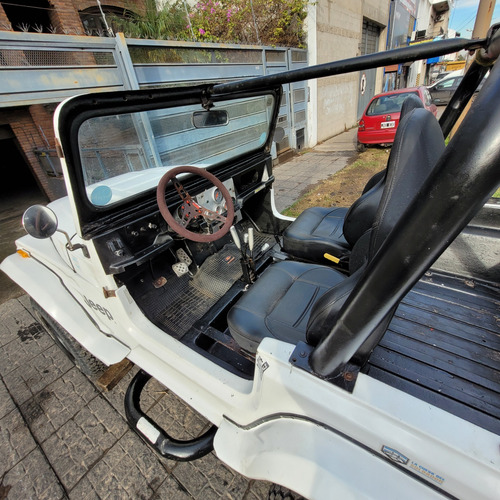 Jeep Ika Motor 221 Gnc 4x4 Corto Carrocería Fibra Impecable