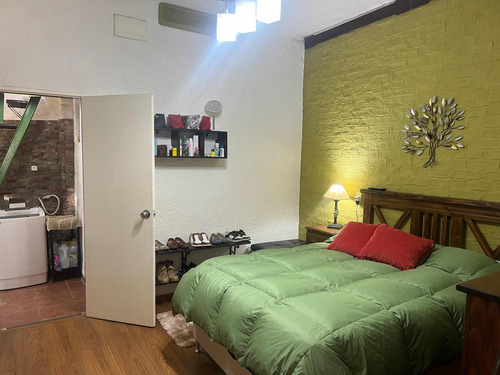 Se Vende - Muy Linda Casa En Pocitos Con Garage -