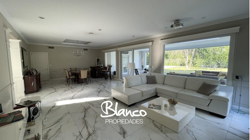 Casa En Venta En La Lomada, Pilar, G.b.a. Zona Norte