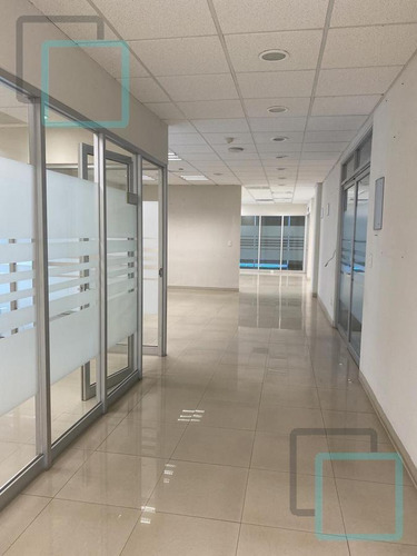 Imagen 13 de 24 de Oficina - Zona Valle Oriente Sur