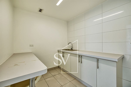 Planta Libre, Amplia Y Cómoda Oficina En Venta En Huechuraba