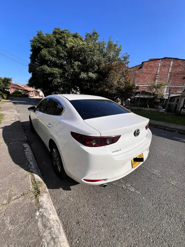 Mazda 3 2.0 Prime