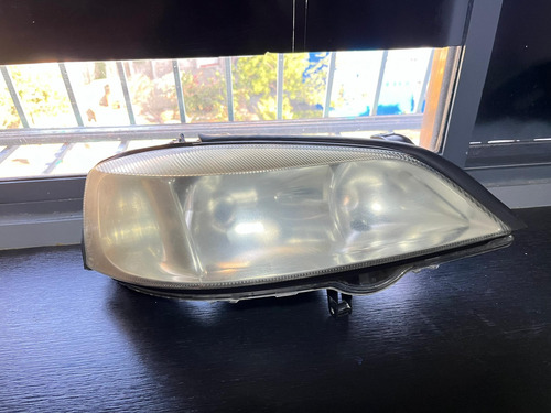 Faros Delanteros De Chevrolet Astra 2002 A 2004