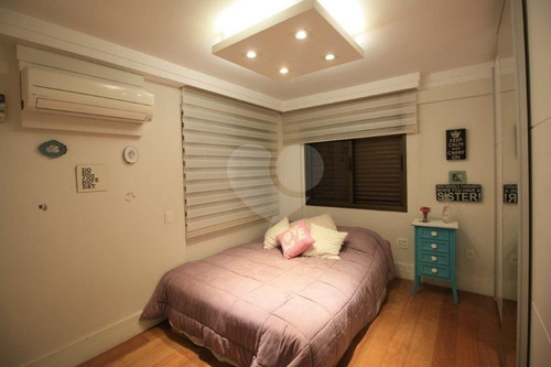 Imagem 23 de 28 de Apartamento Duplex, Todo Reformado Com 4 Dormitórios - Reo256898