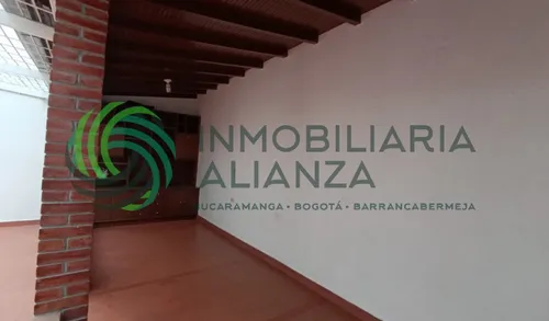 Casa En Arriendo En Bolarqui. Cod A16437
