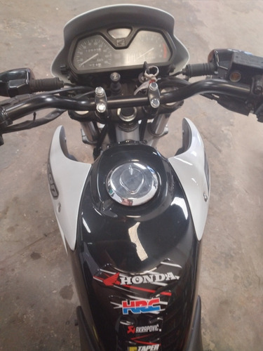 Imagen 3 de 3 de Honda Falcon 400