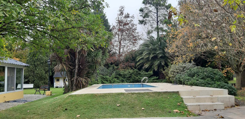 Imagen 7 de 14 de Venta Casa-quinta Barrio Melazzi. Sup Cub 565 M. Lote 6800 M