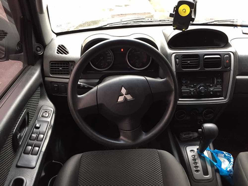 Imagem 7 de 11 de Mitsubishi Pajero Tr4 2011 2.0 Flex Aut. 5p