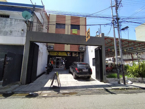Edificio Comercial En Alquiler Calle Paez, Maracay