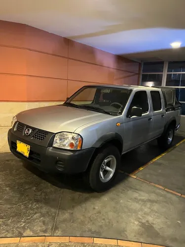 Nissan Frontier 2.4 Std D22 4x2