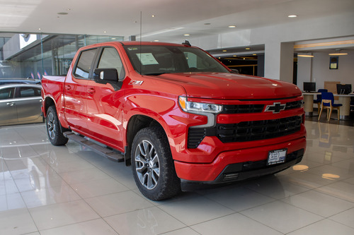 Chevrolet Cheyenne 5.3 Doble Cab Rst 4X4 At