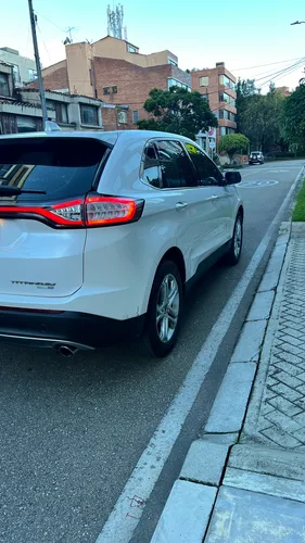 Ford Edge 2.0 Titanium