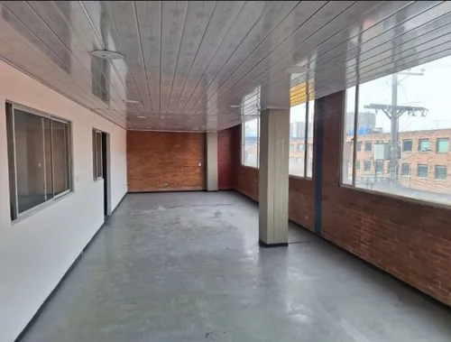 Bodega En Arriendo Montevideo 1.200m