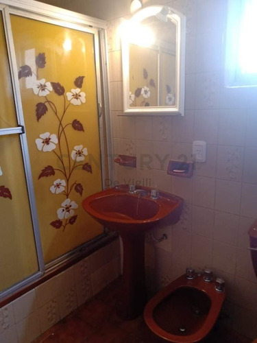 Departamento En Venta 3 Dormitorios, Barrio La Sexta